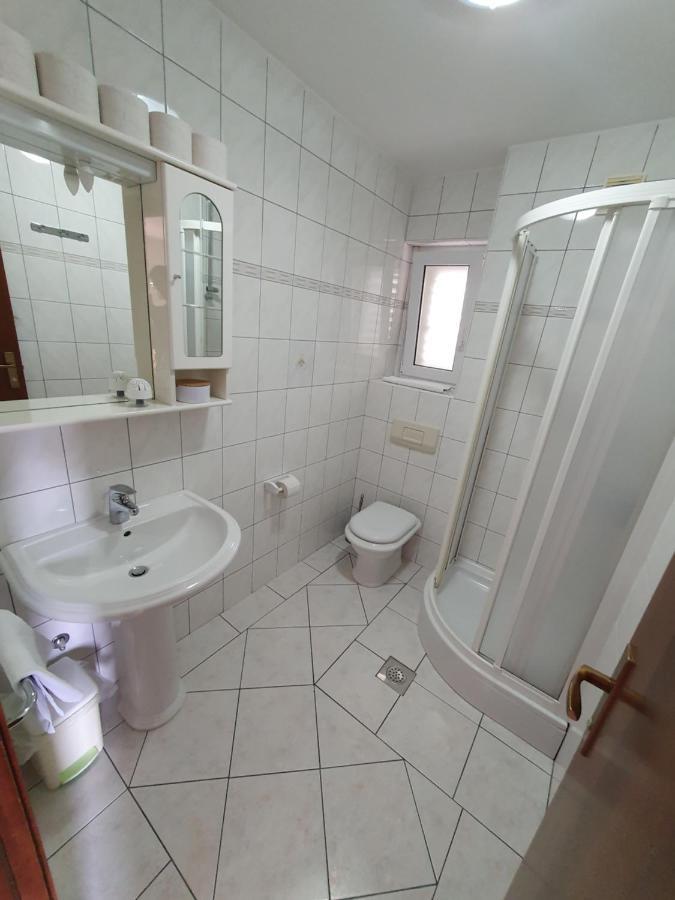 Apartmani Loncar ブレラ エクステリア 写真